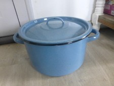 ancien faitout casserole avec