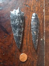 PREHISTOIRE/PALÉOLITHIQUE  POINTES DE FLÊCHES TAILLEES