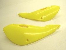 Cache carenage sous selle droit gauche SUZUKI RM 65 2003-2007