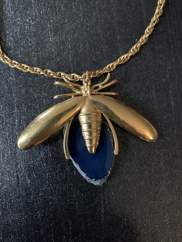 Collier insecte dorée - , en