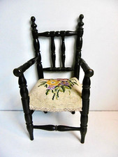 PETIT FAUTEUIL DE POUPEE ANCIENNE BOIS NOIRCI ÉPOQUE NAPOLÉON III