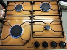  table de cuisson gaz émail 4 feux sable doré brilliant - de dietrich. 