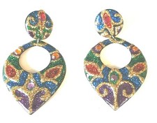 Clous d'oreilles créoles