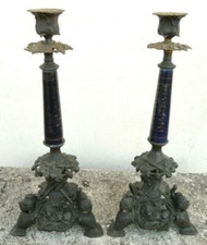 -BELLE PAIRE DE BOUGEOIRS