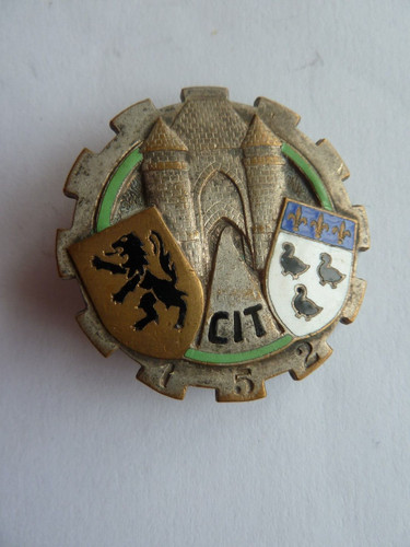 Insigne militaire n - insigne,