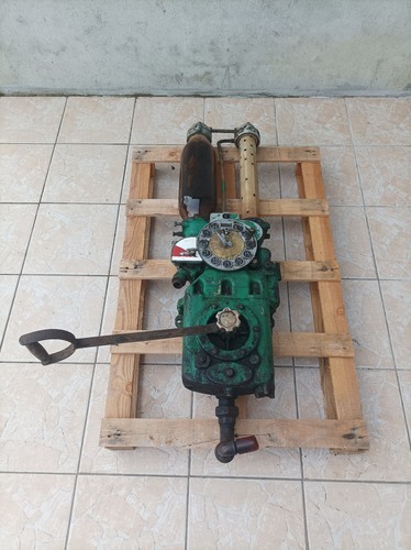 Ancienne pompe essence - pompe,