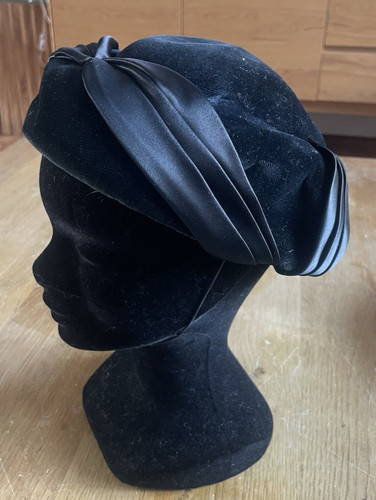 Chapeau ancien velours noir - velours,