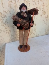 1 santon ancien habillé