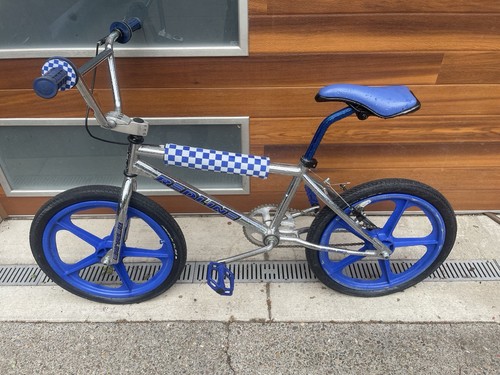 Red line bmx bike - bmx,