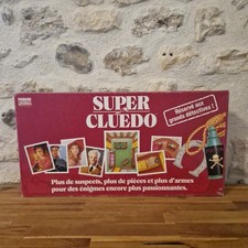 SUPER CLUEDO JEU DE SOCIETE