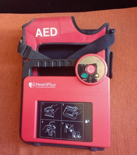 DEFIBRILATEUR HEARTPLUS NT 180. ( BATTERIE NE FONCTIONNE PAS )