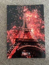 CPM PARIS LA TOUR EIFFEL FEUX