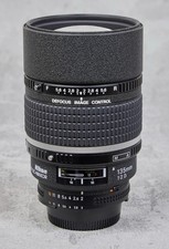 NIKON AF DC NIKKOR 135 mm 1:2