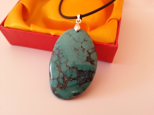 Magnifique pendentif tibétain - magnifique,