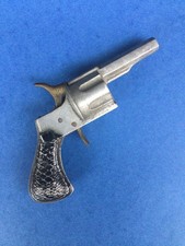 Revolver Ancien à amorce