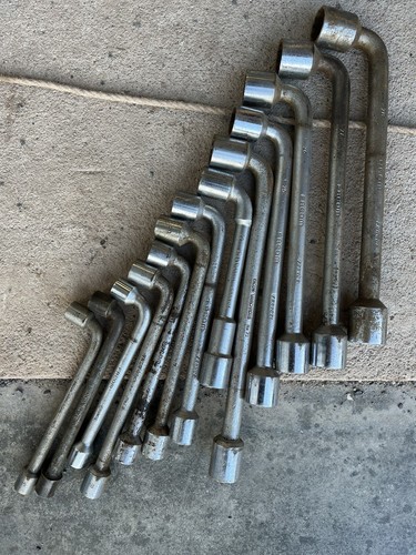 Old tool outil - old,