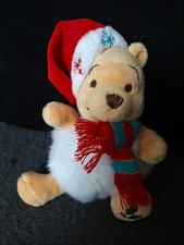 Od/Petit Doudou Winnie L Ourson  Bonnet Echarpe Thème Noel H 20cm tbe Disney 