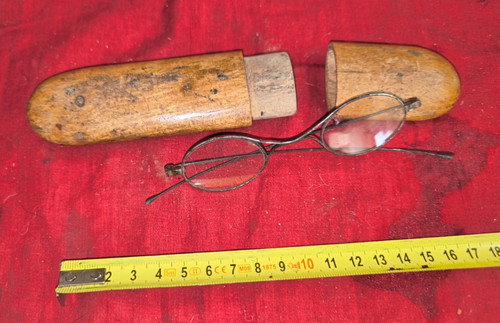 Lunettes étui bois