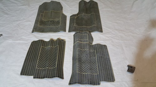 Tapis voiture caoutchouc - tapis,