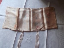 Pochette ancienne à lingerie.
