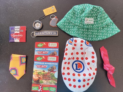 Lot goodies caravane tour - goodies,
