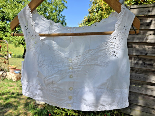 Linge ancien cache - linge, cache-corset