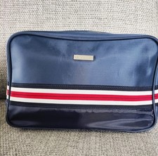 TROUSSE DE TOILETTE GANT HOMME