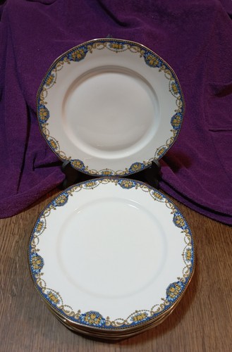 Anciennes assiettes plates - anciennes,