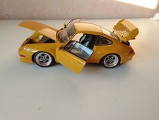 PORSCHE 911 GT2 993 jaune