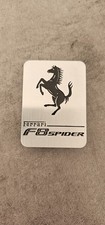 1 logo , emblème, badge Ferrari F8 spider neuf