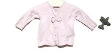 Gilet rose tendre aux
