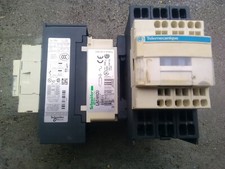 1 contacteur 25Amp 3 poles +