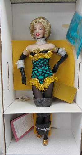 Franklin mint heirloom dolls - franklin,