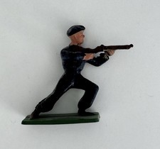 STARLUX militaire chasseur alpin série ordinaire (ref 23) chargeant fusil