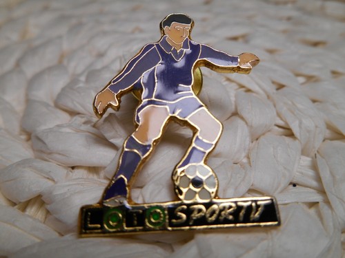 Pin loto sportif vintage - pin's,