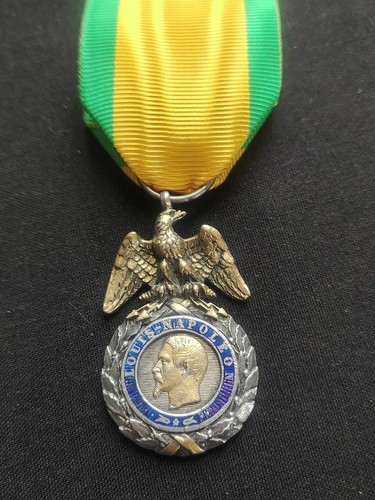 Rare médaille militaire - mÉdaille,