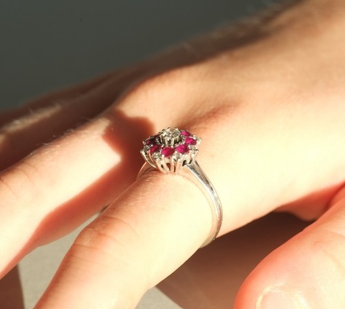 Très belle bague - , "marguerite"
