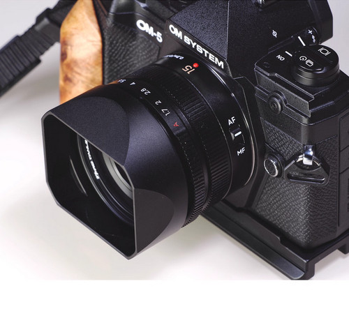 Square metal lens hood - hood, for