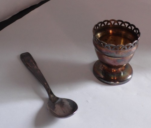 Coquetier ancien avec - ancien, sa