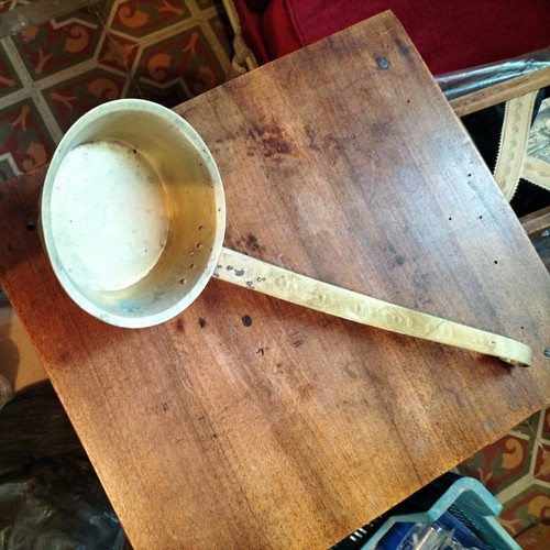 Ancienne louche cuivre de - en,