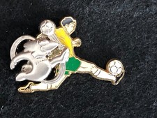  PINS PIN FOOTBALL SOCCER FOOT WORLD CUP 98 FRANCE 1998 ARTHUS BERTRAND