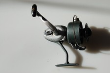 moulinet  ancien  fonctionne parfaitement collection daiwa