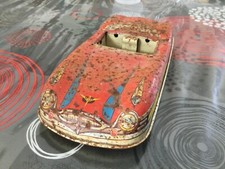 Voiture en tôle  jouet ancien