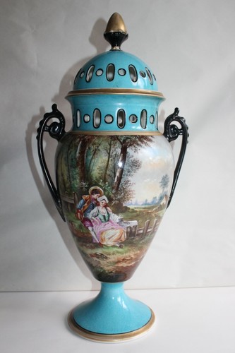 Grand pot pourri - , en