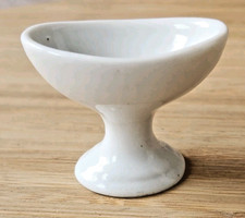 Ancien Rince Oeil en Porcelaine Blanche sur Pied  Sciences Médicales Réf N°6