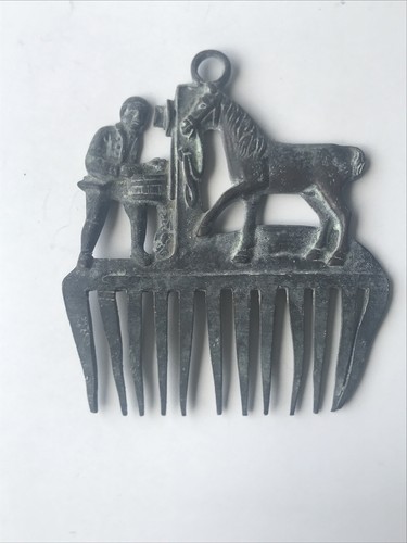 Peigne cheval bronze - peigne,