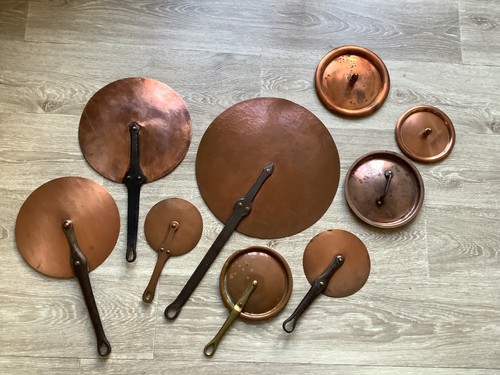 Lot couvercles cuivre - 10,
