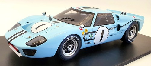 Spark scale model car - 1/18,