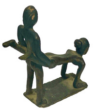 Bronze ancien  Couple Faisant