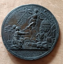 MEDAILLE ♦ FAMA PRVDENT ET